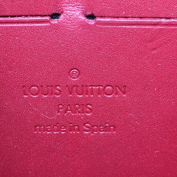 Louis Vuitton Authentic Zippy Wallet Vernis Red Patent Leather with Dust Bag - Picture 10 of 16